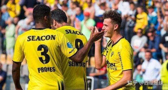 次夺得女子 次夺得女子