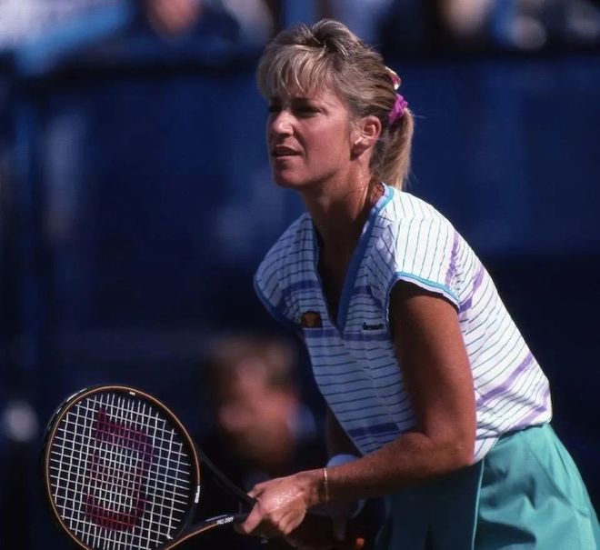 年轻才俊 年轻才俊