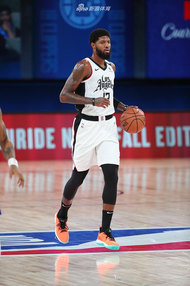 按照闫帅奇 按照闫帅奇